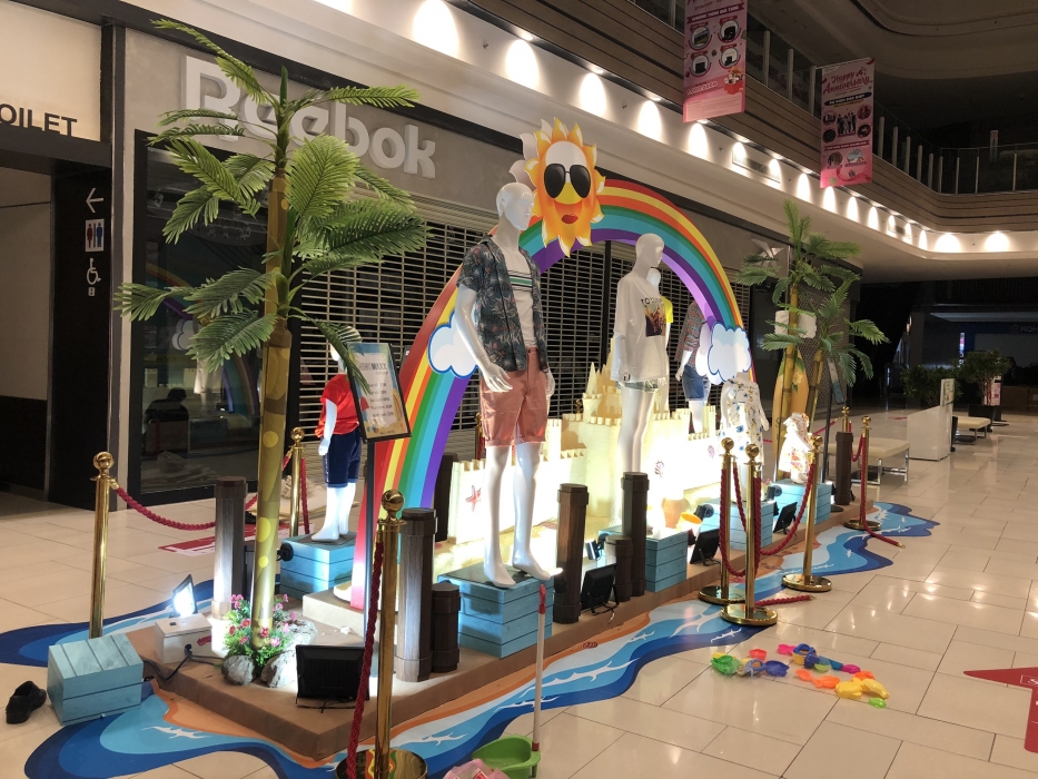Decor Booth Mannequin