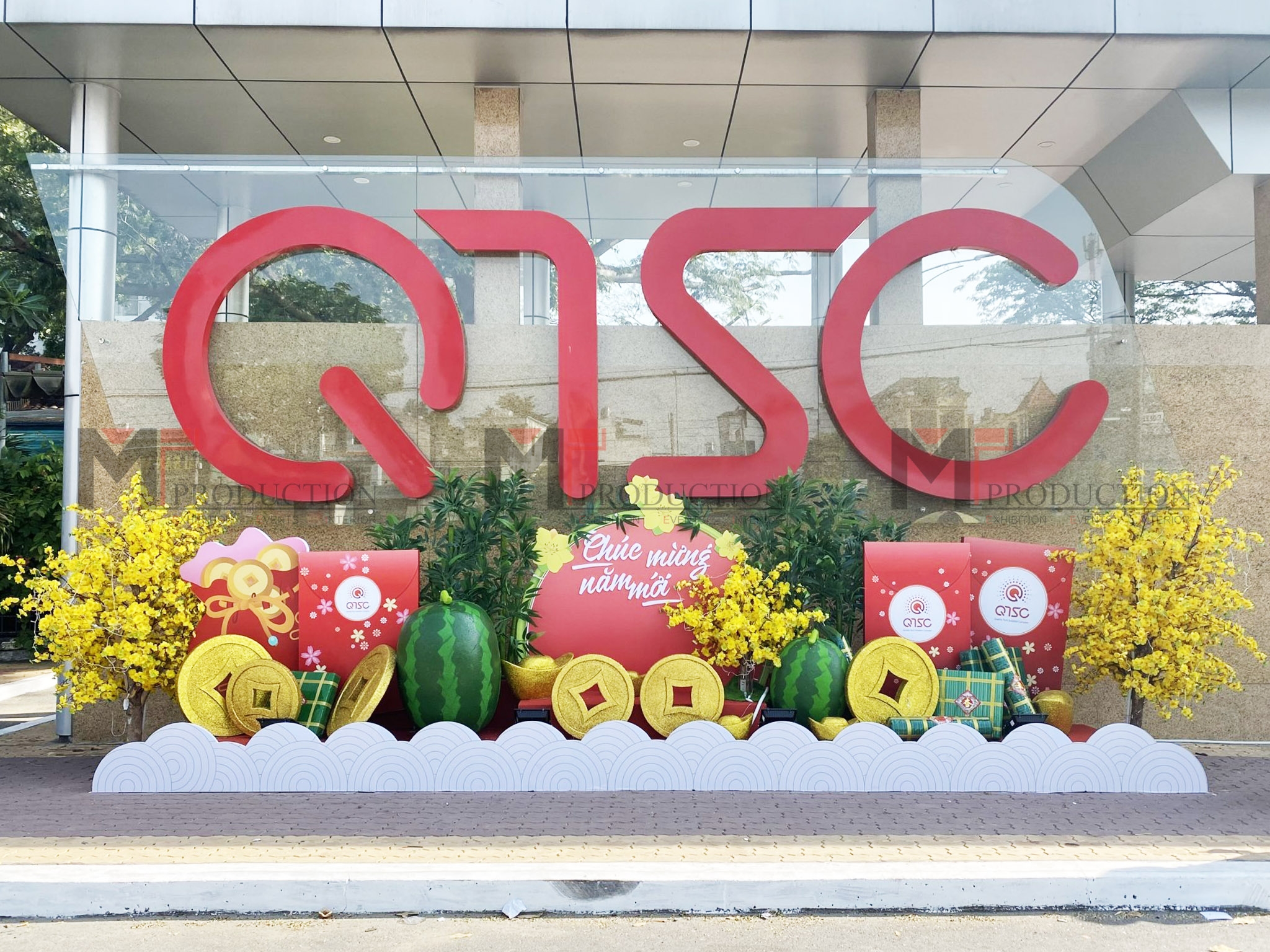 WELCOME GATE DECORATION OF QUANG TRUNG SOFTWARE PARK TET 2023