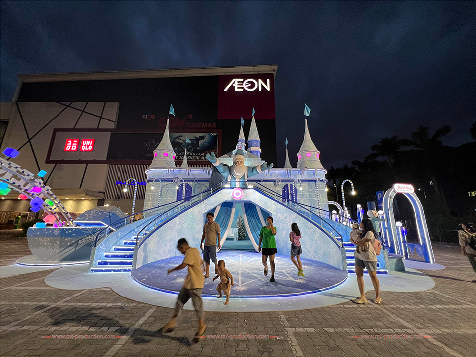 Christmas Decoration at Aeonmall Binh Duong Canary 2023